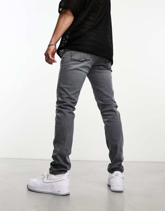ASOS DESIGN skinny jeans i tvättad svart - Image 2
