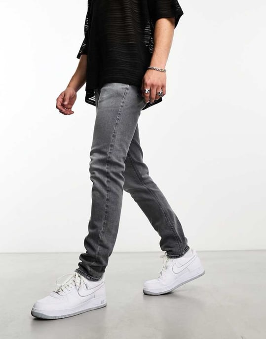ASOS DESIGN skinny jeans i tvättad svart - Image 3
