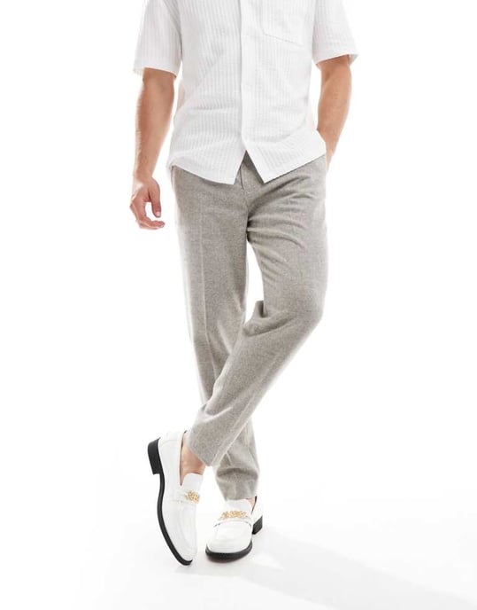 ASOS DESIGN smart tapered fit ullmixbyxor i grått - Image 1