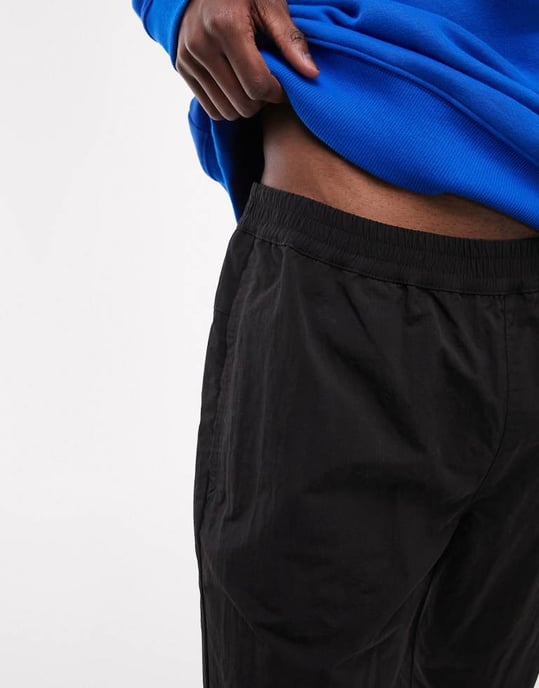 Topman tapered nylbyxor i svart - Image 3