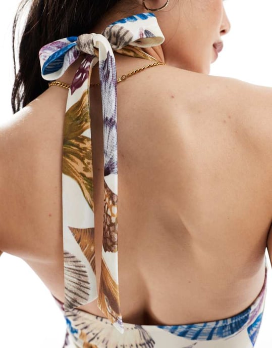 ASOS DESIGN halterneck klänning med skop-urringning i snäcktryck - Image 4