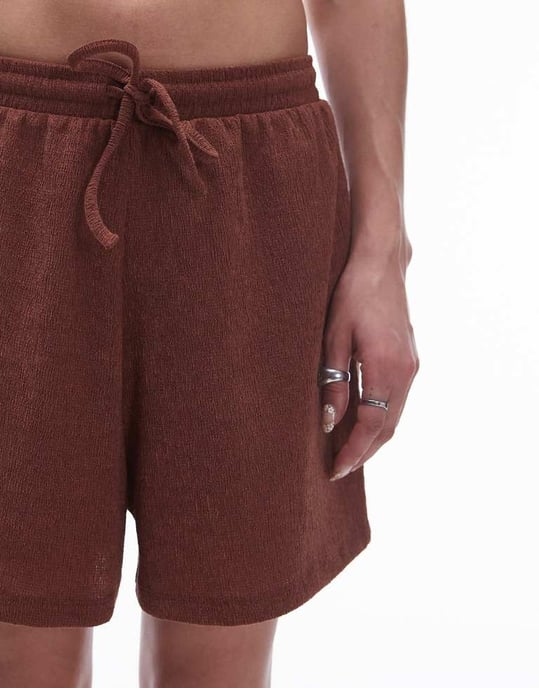 Topshop avslappnade krinklade shorts med dragsko i rostfärg - Image 3