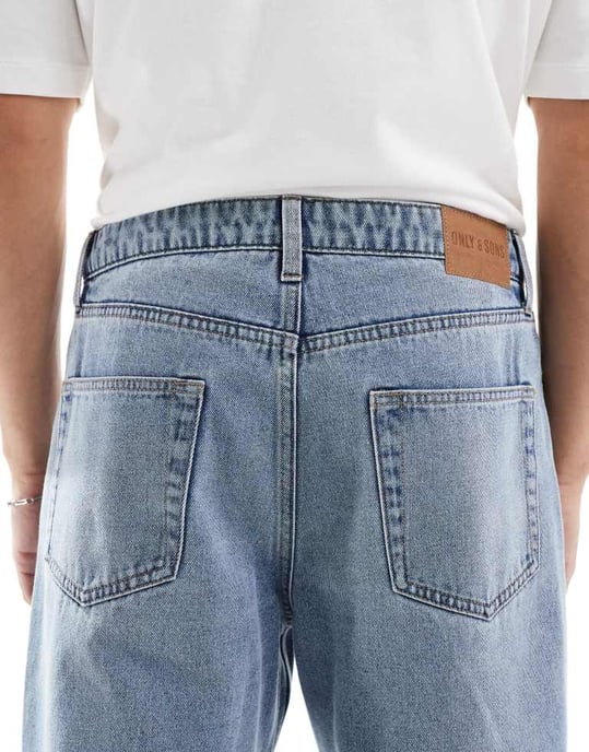 ONLY & SONS löst tapered jeans i ljusblå tvätt - Image 4