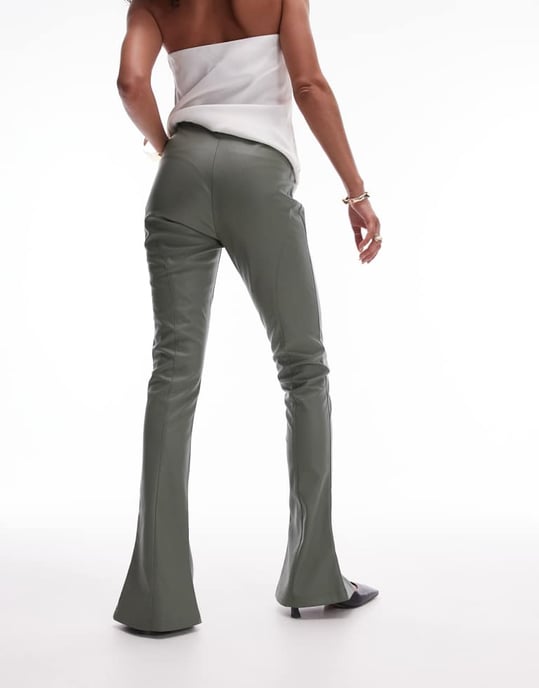 Topshop faux läder sömsgjorda utsvängda byxor i khaki - Image 4