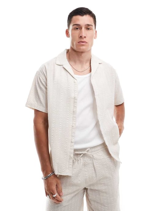 Jack & Jones koord oversized reverskrage rynkad skjorta i beige - Image 1