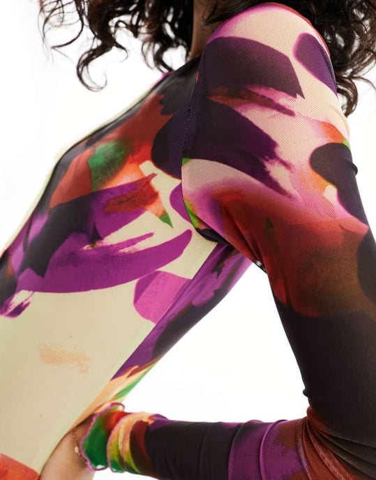 Vero Moda långärmad klänning med salladskant i mesh med abstrakt mönster - Image 3