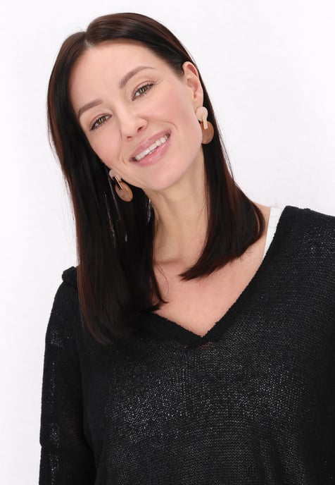 usha sweater Black - Image 5