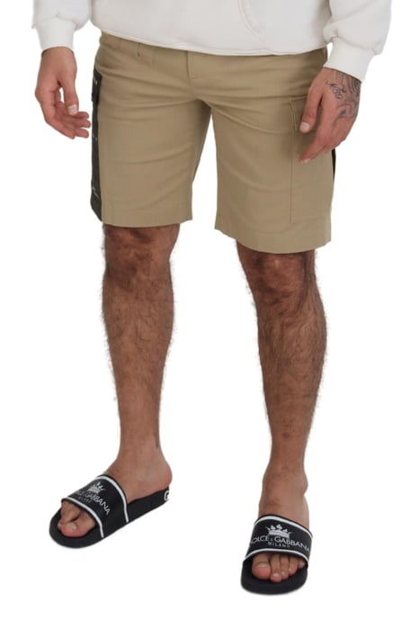 Beige Cargo Shorts Model - Image 4
