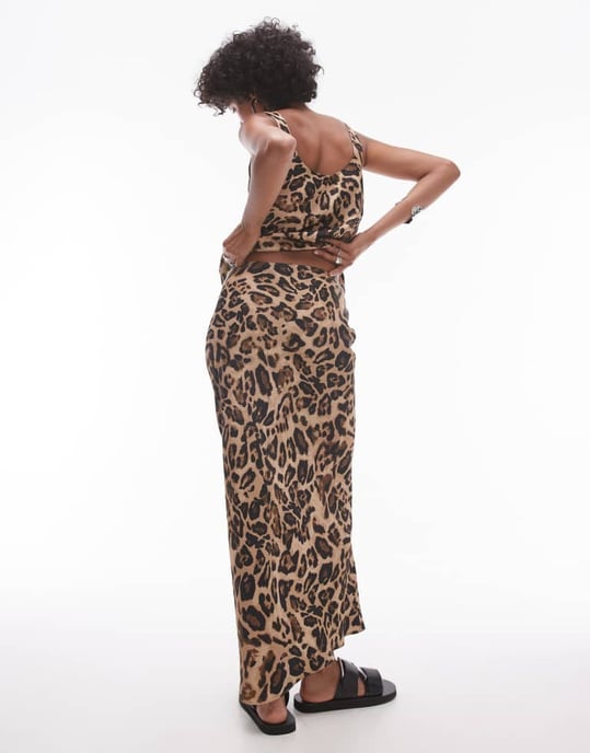 Topshop samordnad satinklänning i leopard - Image 4