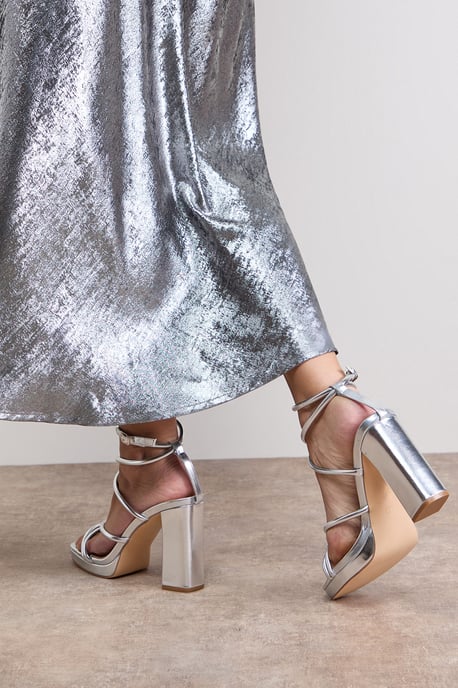 Evristine Faux Leather Strappy Platform High Block Heel Sandals - Image 4