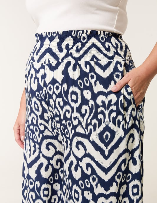 Curve Abstract Printed Shirred Waist Wide Leg Trousers - Image 3