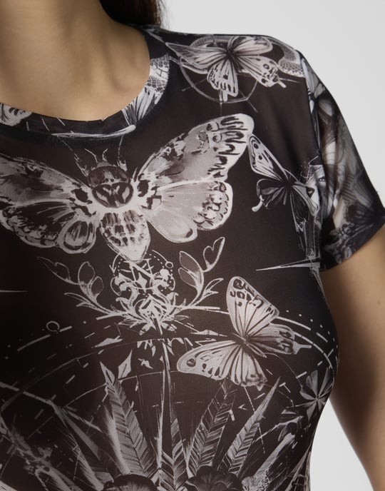 Tyll Sexig Pure Fit T-shirt Med Fjärilstatuering - Image 3