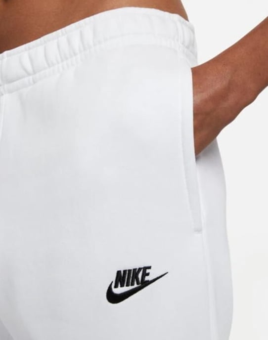 Nike Men's Sportswear Club Jogger White - Image 3