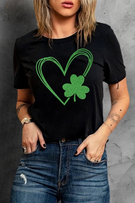 Black Clover Hjärta Formad Grafik T-shirt - Image 5