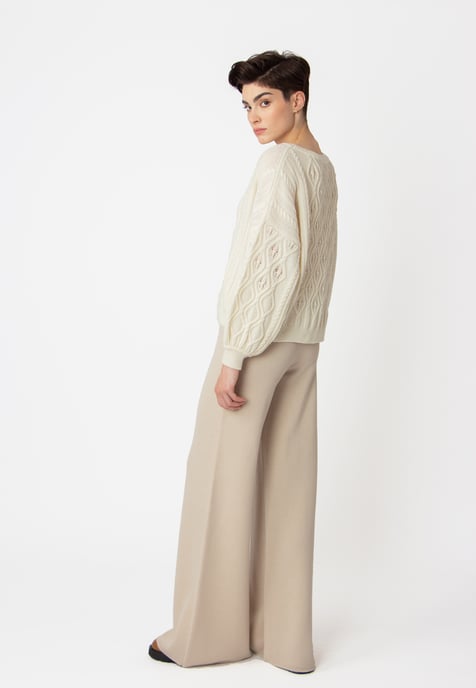O-Neck Pullover, Structure Pattern - Image 4