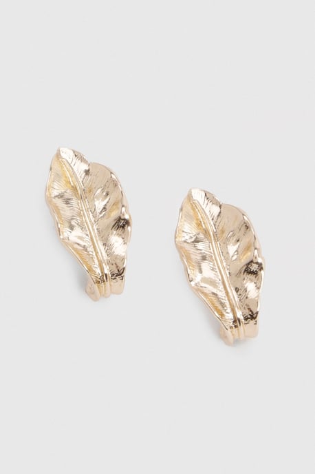 Leaf Detail Huggie Earrings - Image 2