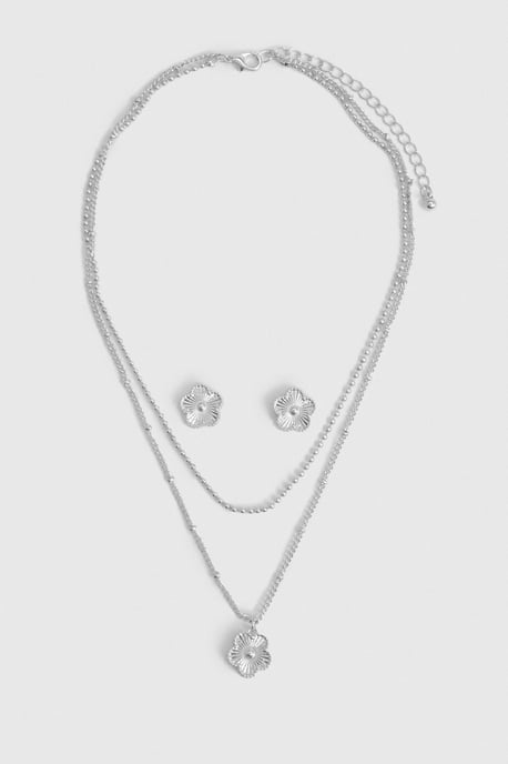 Clover Pendant Jewellery Set - Image 2