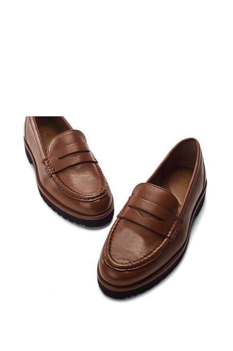Ellaria Tan Loafers - Image 4