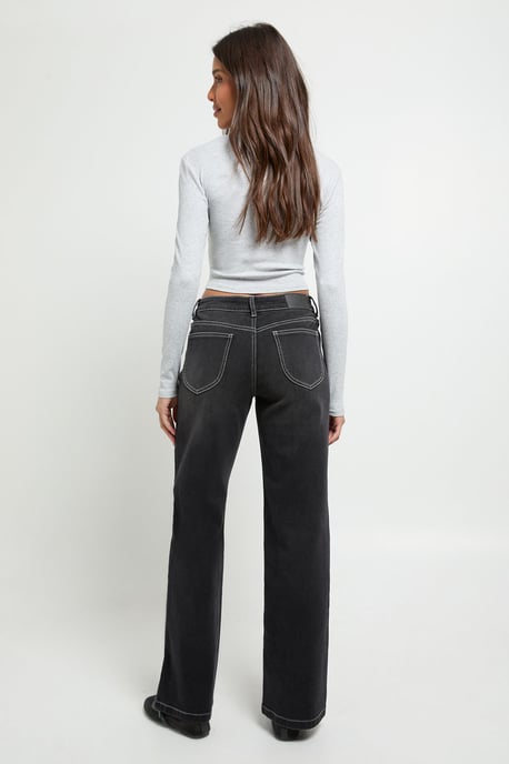 Low Waist Straight Leg Jean - Image 2