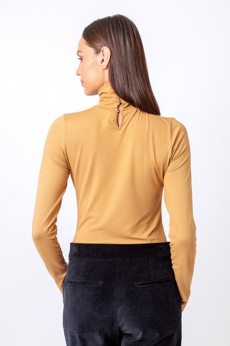 T-Shirt,  Roll-Neck - Image 4