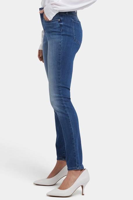 Ami Skinny Jeans in Sure Stretch® Denim | Coole Marine - Image 2