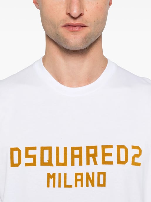 Flockad Logotyp T-shirt i Vitt - Image 2