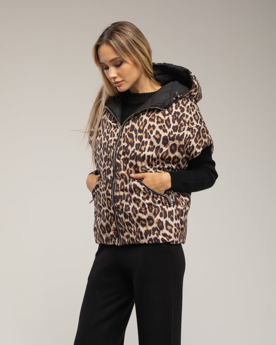 Oversized reversible quilted vest - Image 3