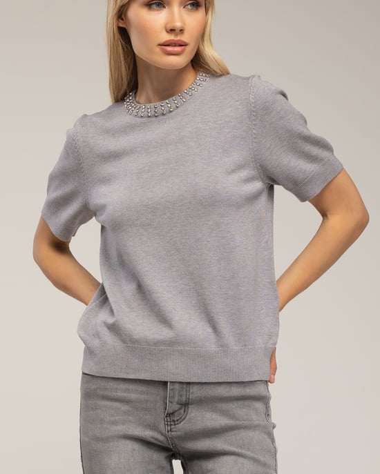 Sweater with rhinestones on the collar. - Image 3