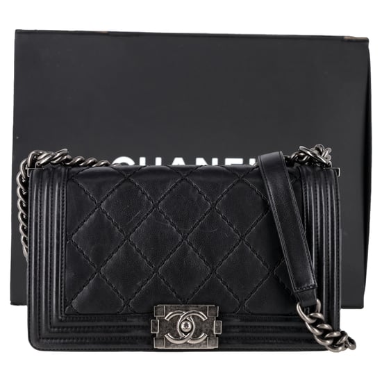 Chanel Quilted Medium Double Stitch Boy Flap Bag in Black Leather - Image 2