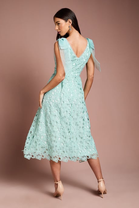 Shoulder Organza Lace Midi Dress - Image 3