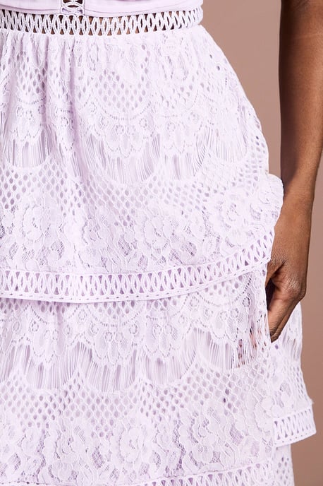 Tiered Lace Midi Dress - Image 4