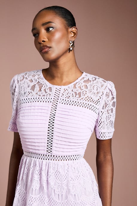 Tiered Lace Midi Dress - Image 5