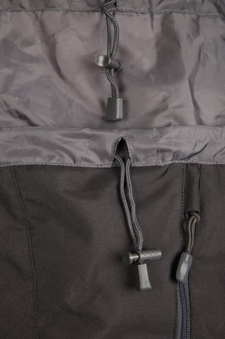 'Ventura' Rucksack Rain Cover for Travel Hiking Walking Hydration Compatible Black - Image 6