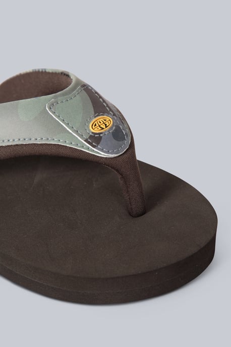 'Jekyl' Kids Flip Flops Slip On Lightweight Comfortable Walking Beach Slippers Navy - Image 4