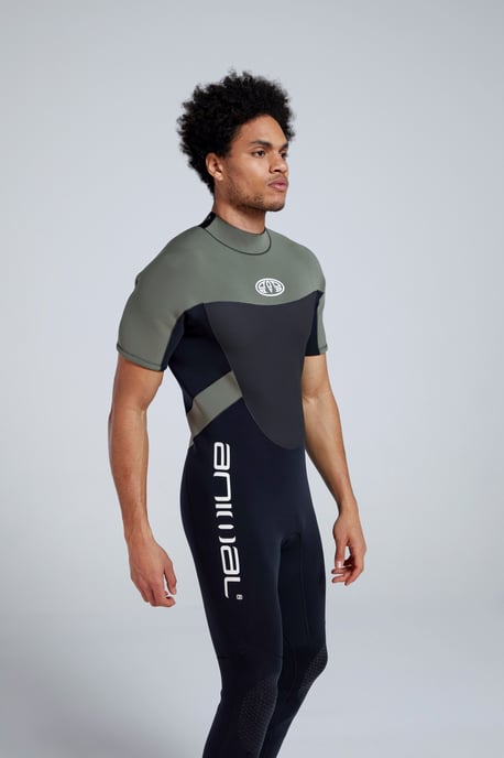 'Logan' Men's Full Wetsuit with Grippy Knee Pads Comfortable Swimwear Black - Image 1