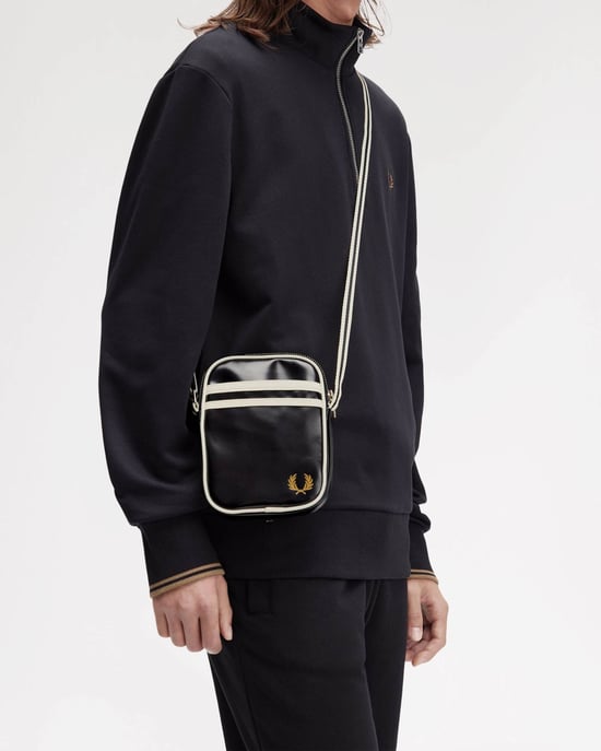 Classic Side Bag in Black - Image 2