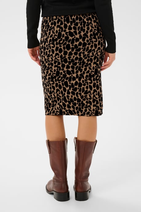 Rok PalomaSZ Rok Fitted - Image 2
