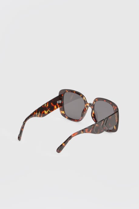 Tortoiseshell Oversized Sunglasses - Image 3