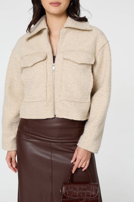 Beige Collared Pocket Front Cropped Jacket - Image 6