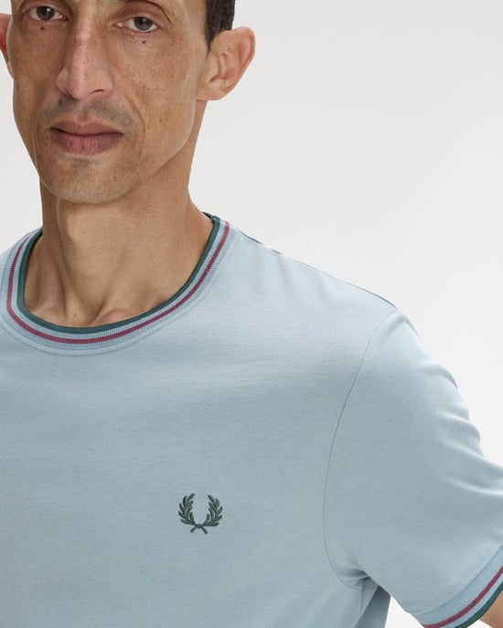 T-Shirt in Light Blue - Image 3