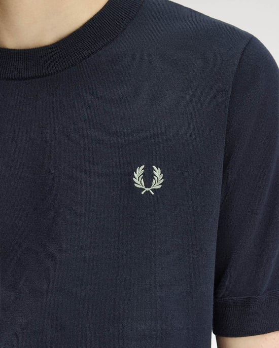T-Shirt in Dark Blue - Image 4