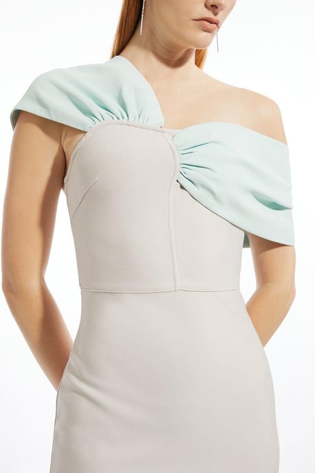 Figure Form Bandage Asymmetric Strap Knit Midi Dress - Image 3