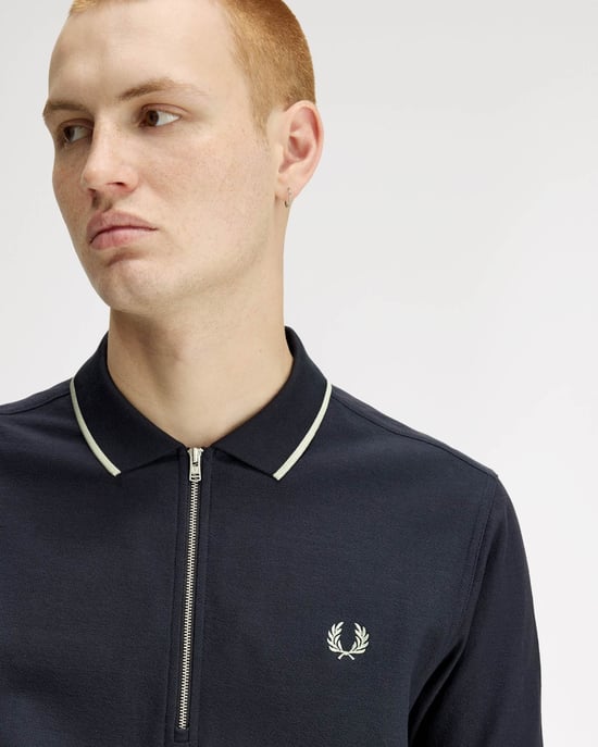 Polo Shirt in Dark Blue - Image 3