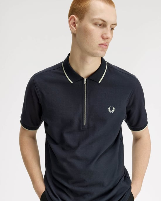 Polo Shirt in Dark Blue - Image 4
