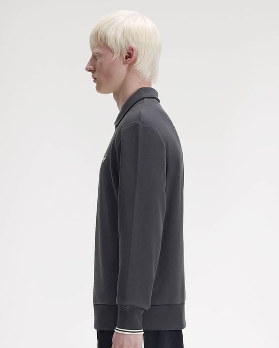 Sweatshirt in Dark Grey - Image 5