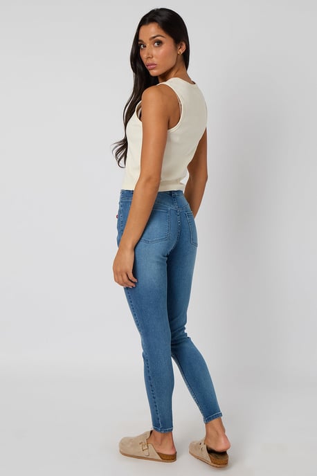 Cream Sleeveless Button Front Top - Image 3