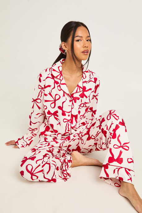 Petite Oversized Bow Print Long Sleeve Shirt & Trouser 3 Piece Pyjama Set - Image 1