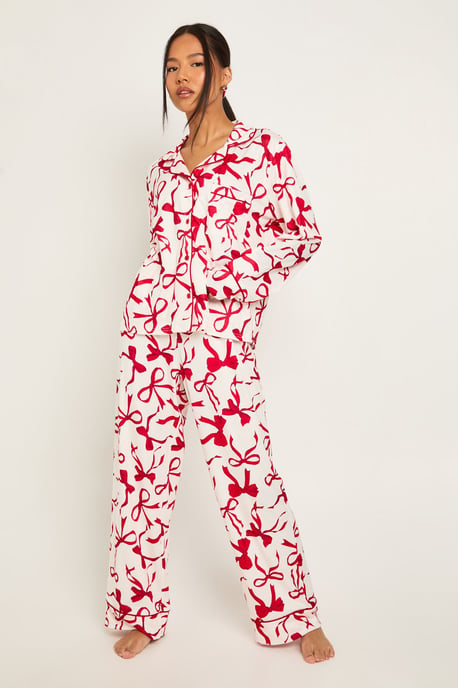 Petite Oversized Bow Print Long Sleeve Shirt & Trouser 3 Piece Pyjama Set - Image 3
