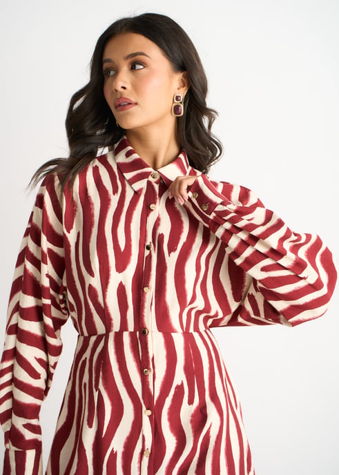 Burgundy Zebra Print Batwing Sleeves Shirt Dress - Image 3