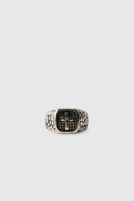 Chunky Cross Signet Ring - Image 4